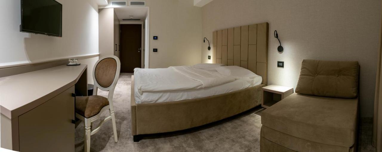 Hotel Roman Maramures - Ski & Spa Resort Statjunea Borsa Luaran gambar
