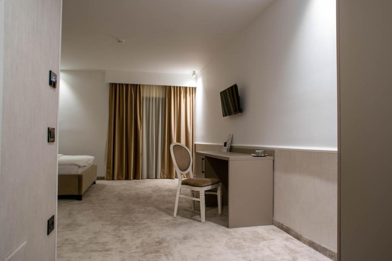 Hotel Roman Maramures - Ski & Spa Resort Statjunea Borsa Luaran gambar