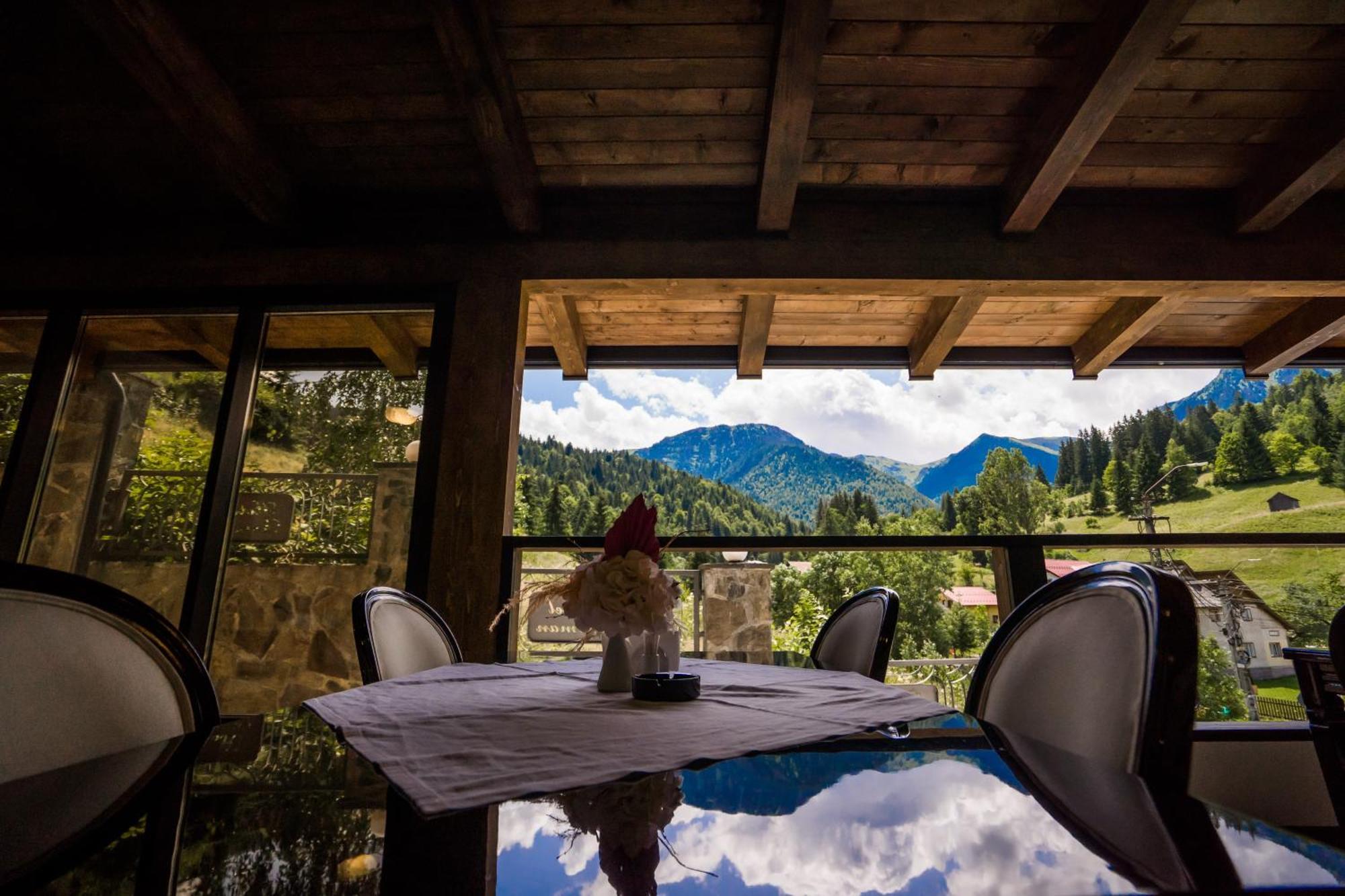 Hotel Roman Maramures - Ski & Spa Resort Statjunea Borsa Luaran gambar