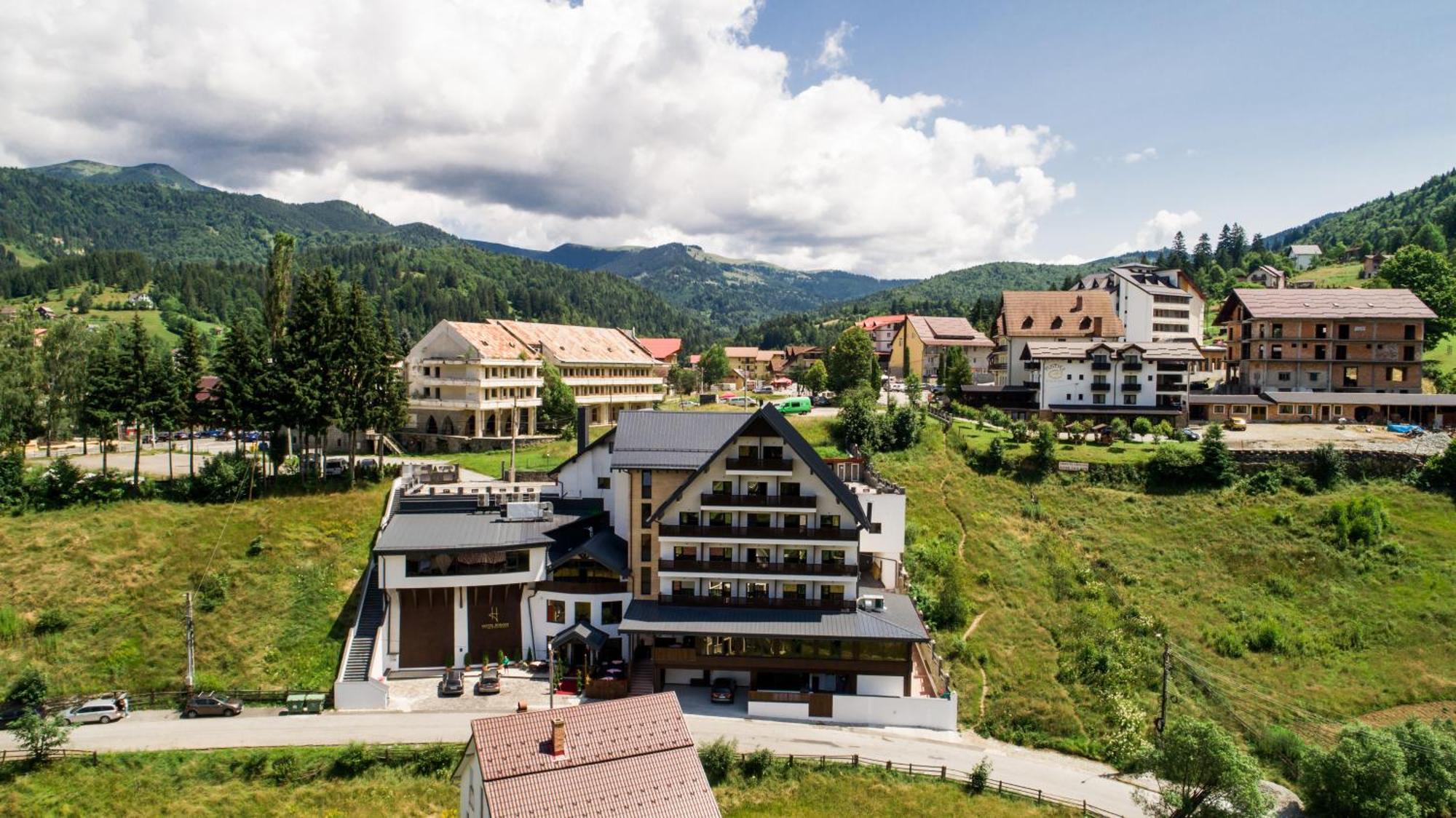 Hotel Roman Maramures - Ski & Spa Resort Statjunea Borsa Luaran gambar